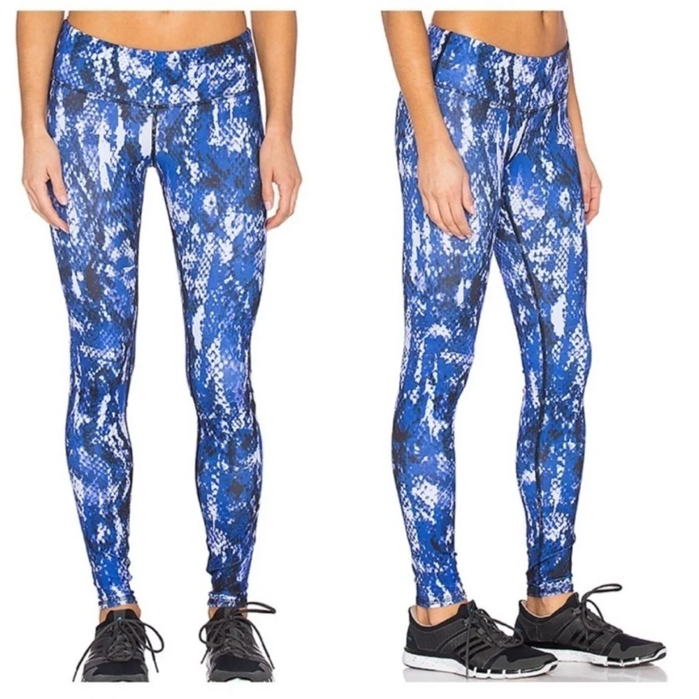Alo Yoga Blue Snake Patterned Leggings M